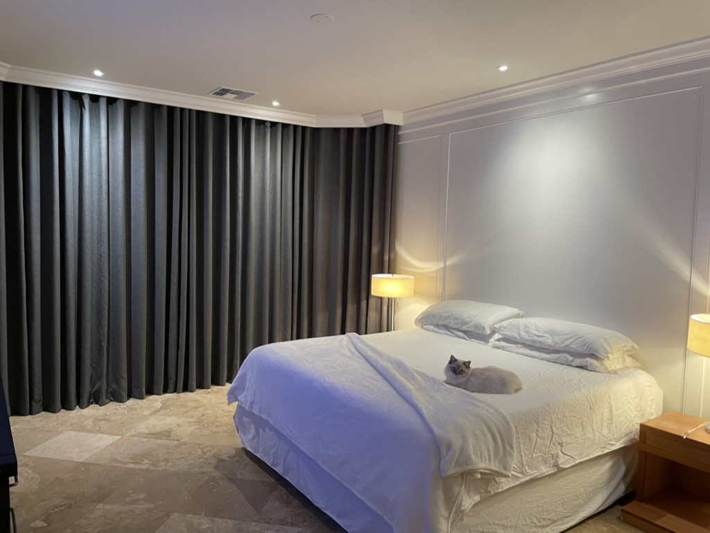 Primary bedroom can light installation